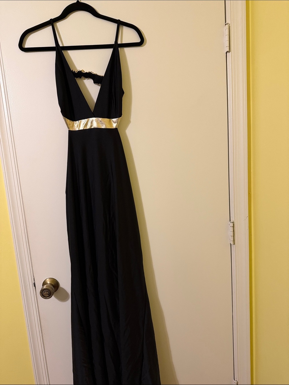 Elegant Black Maxi Dress with Gold Waistband